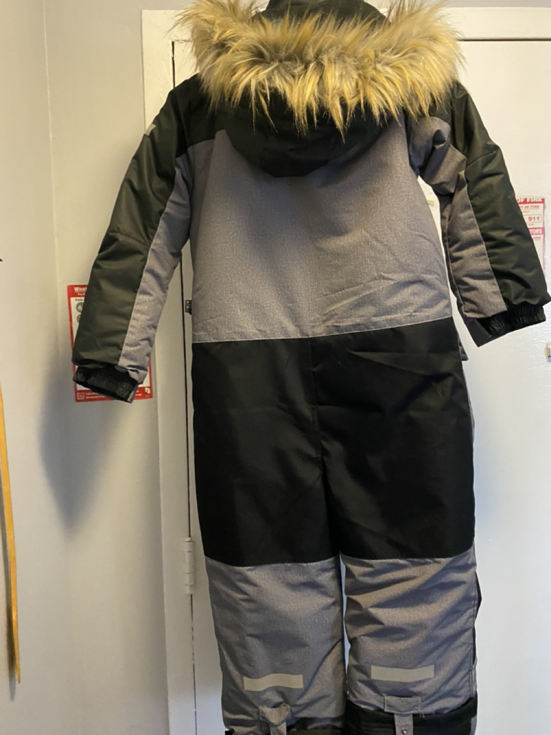 Snowsuit size 8 - photo 2
