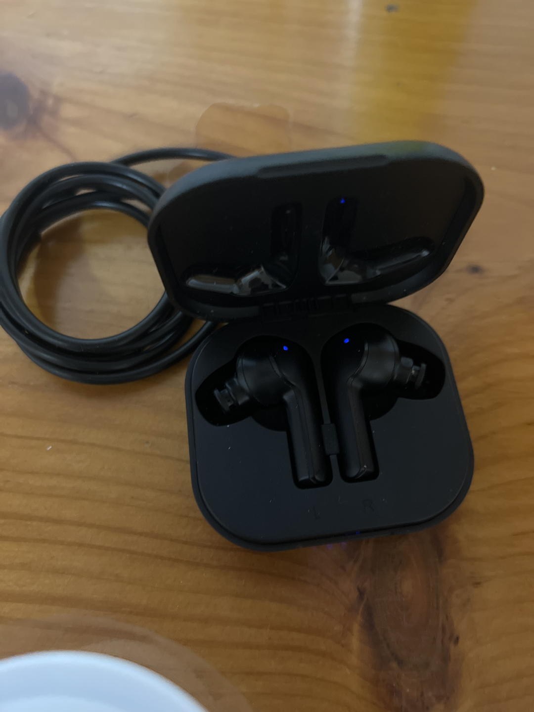 earpod thumbnail
