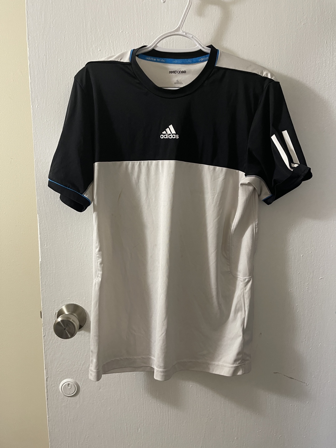 Adidas shirt #freecycle thumbnail