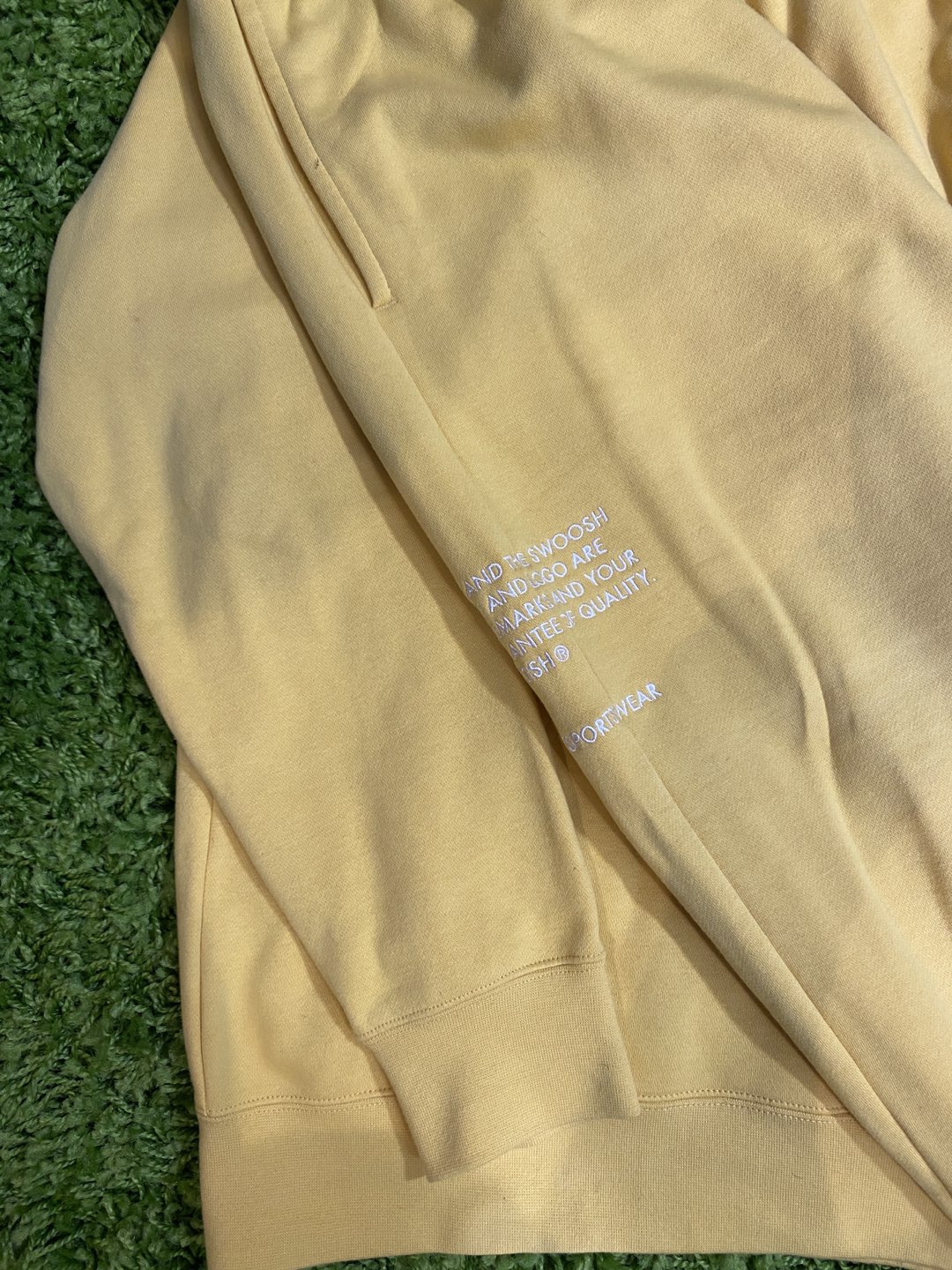 Brand New Nike Tracksuit image indicator(3)