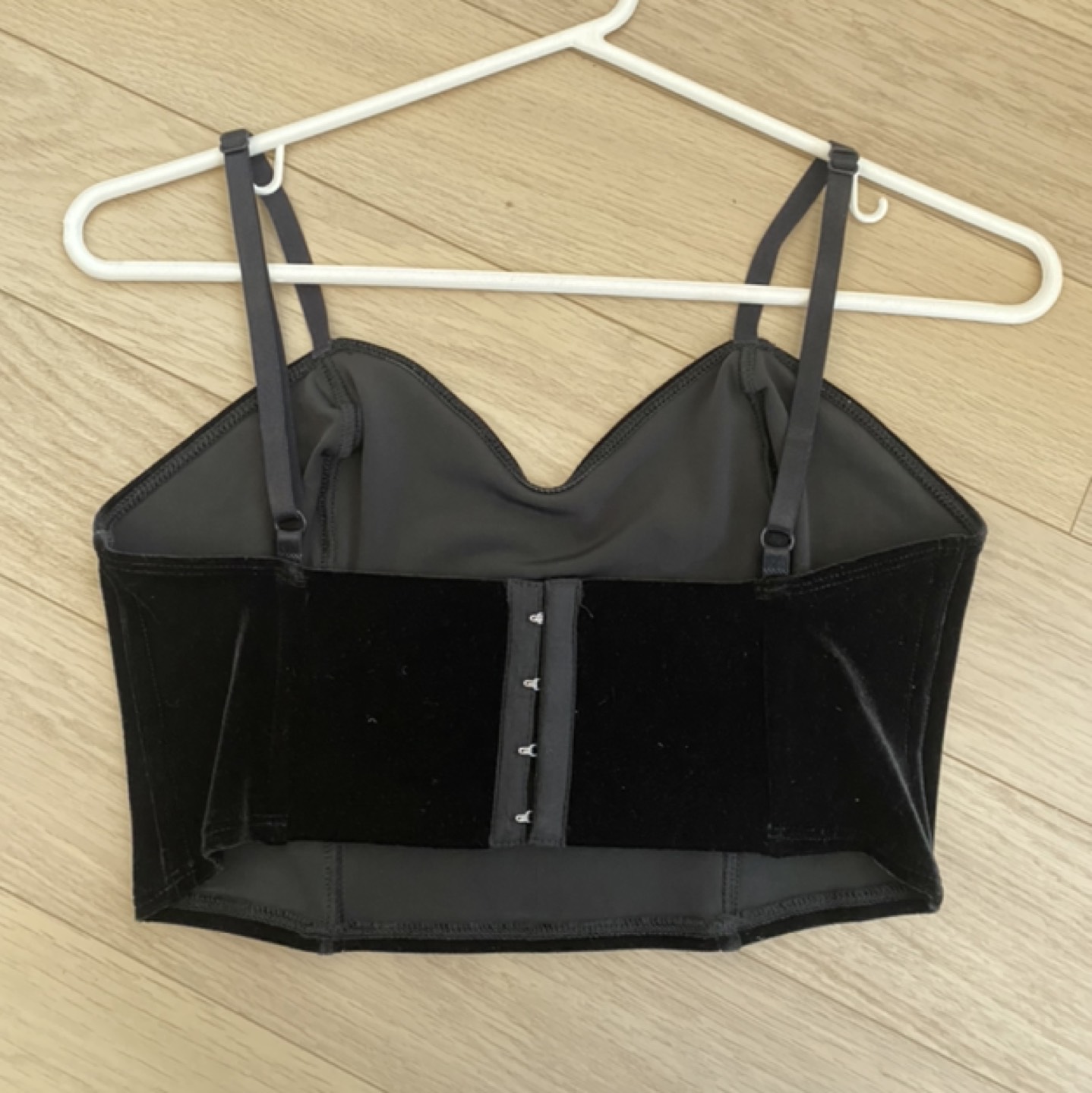 NEW* American apparel* Velvet Top ⚽️ image indicator(2)