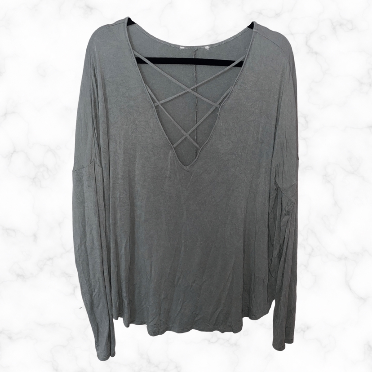 FOREVER21 Criss-Cross Long Sleeve thumbnail