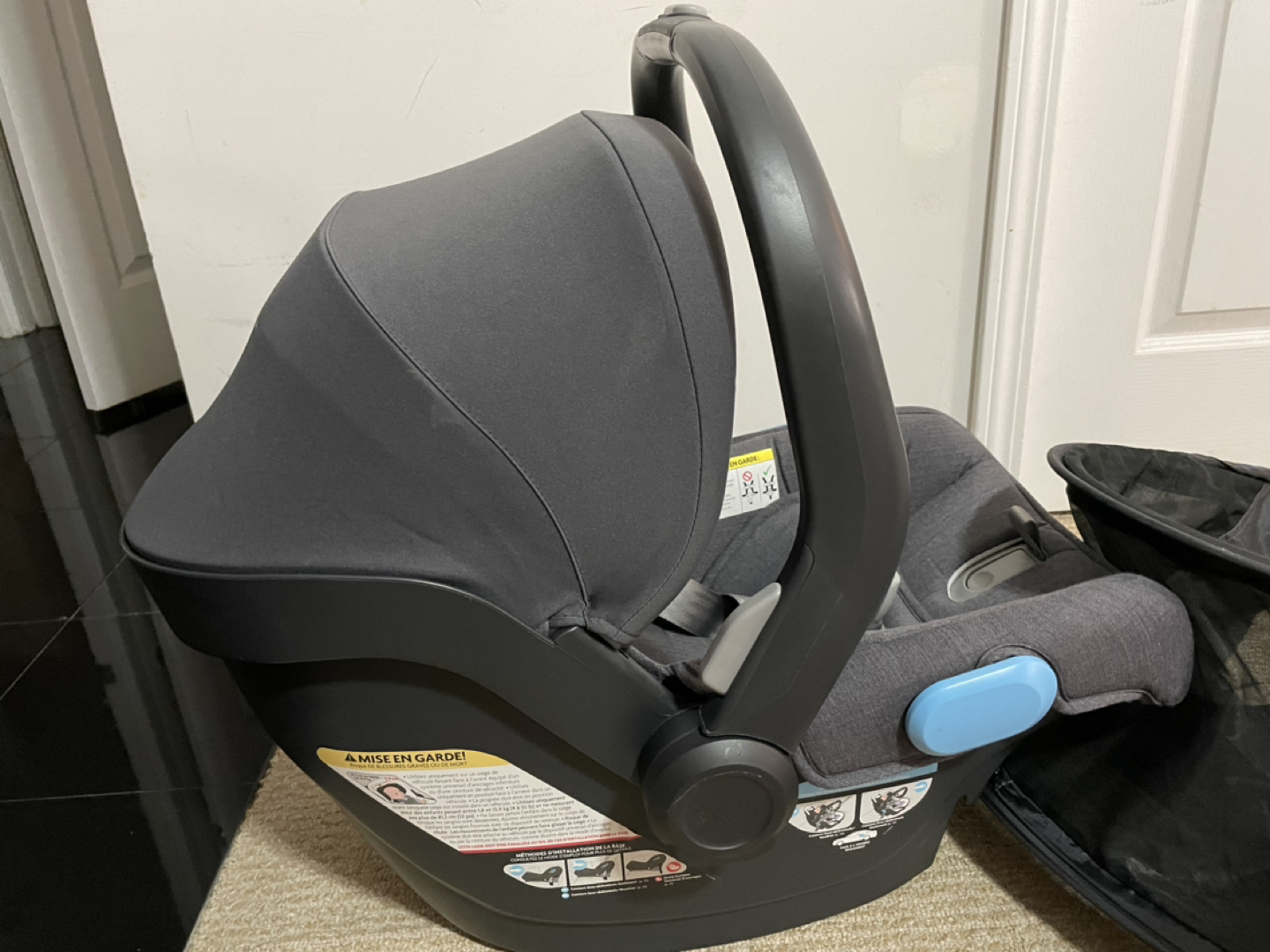 Uppa baby mesa infant carseat - photo 2