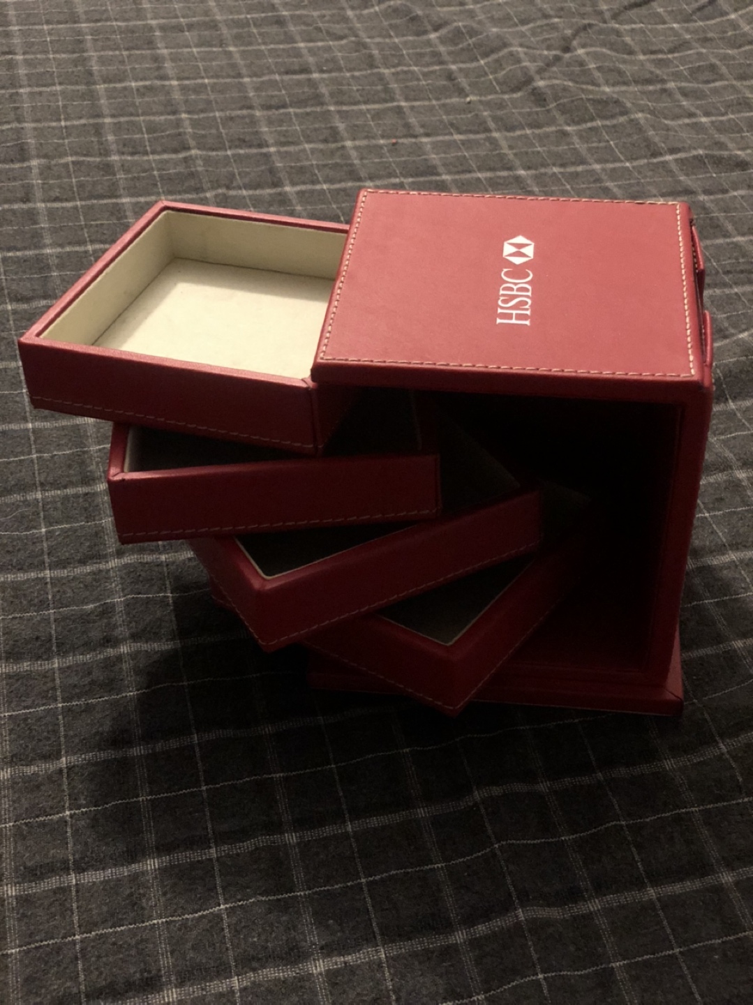 Jewellery box with photo frame, 4  x  4  x 4  1/2 inches. image indicator(2)