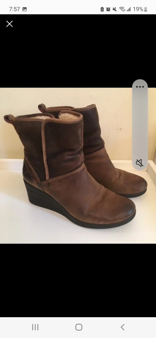 UGG Australia Renatta Wedge Booties - photo 2