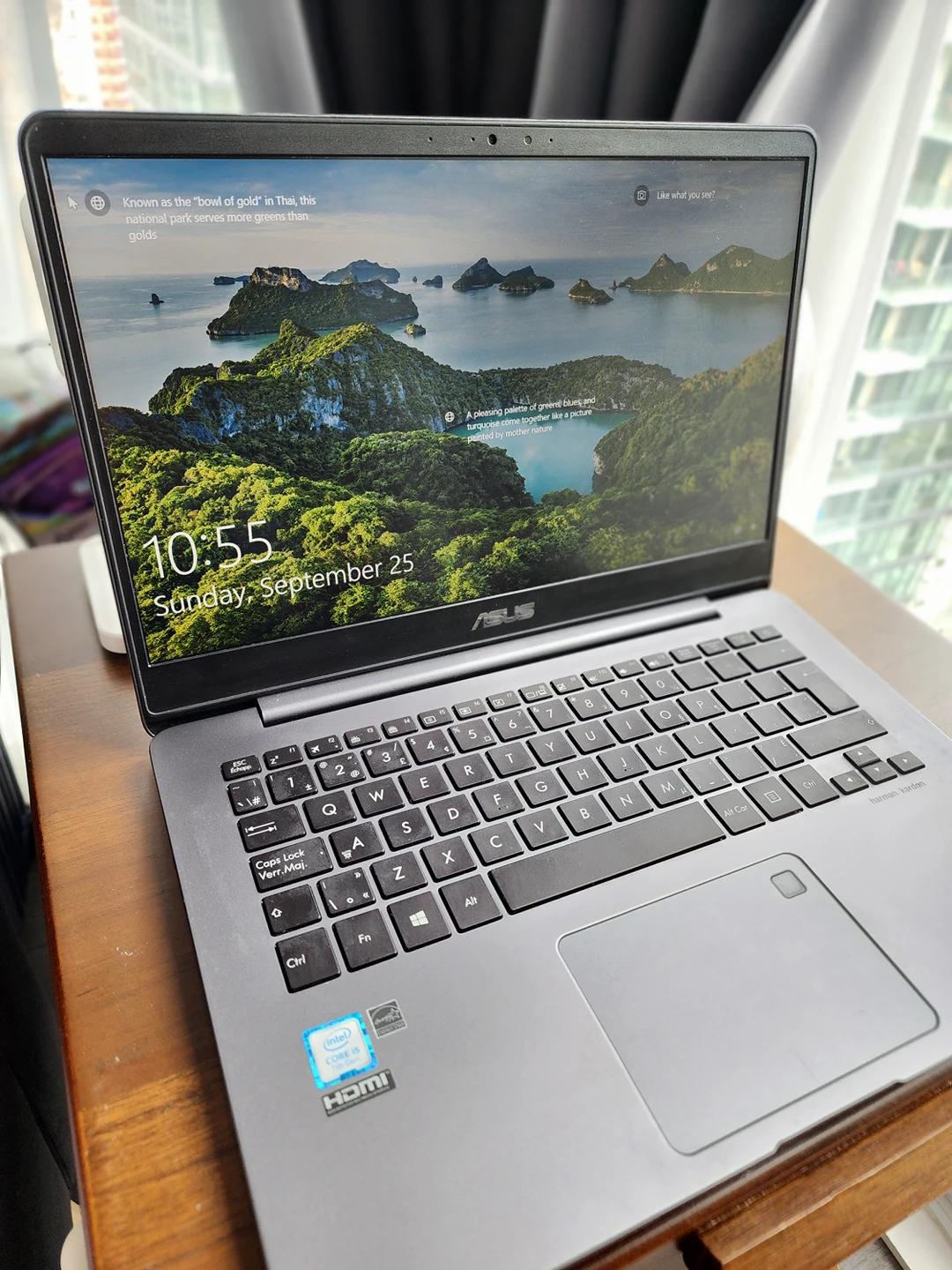 ASUS Zenbook 14" Intel i5 256GB SSD, 8GB RAM