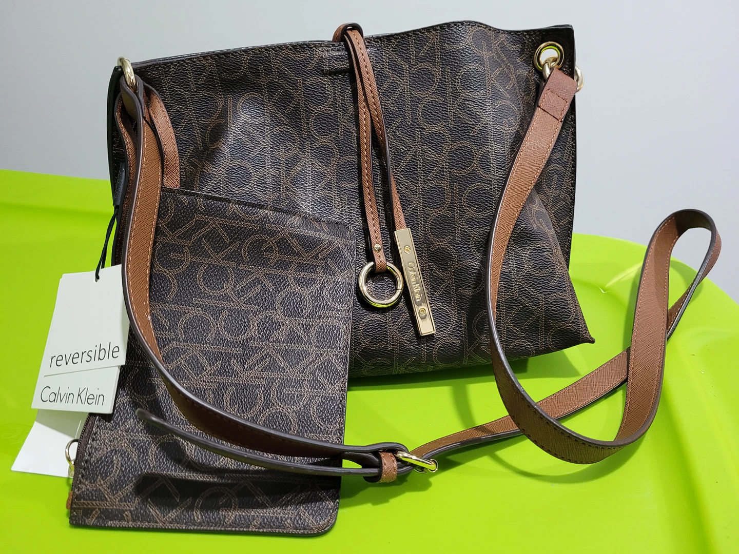 Brand new Calvin Klein tote bag image indicator(2)