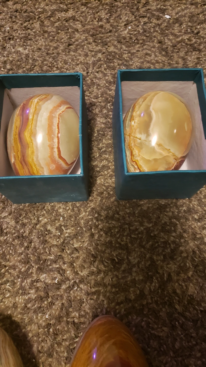 Assorted Onyx/Agate/Marble decorative pieces image indicator(5)