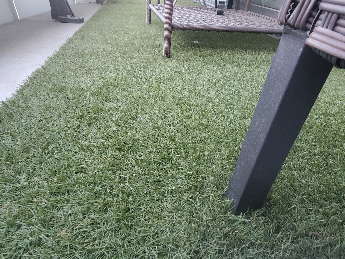 Beautiful Patio Grass (12 ft by 4 ft) - photo 2