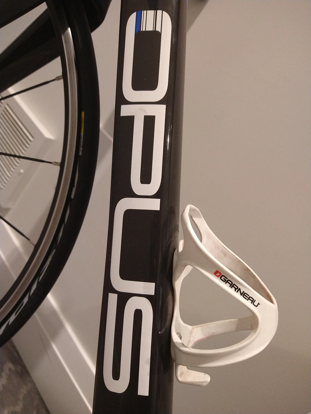 Opus Full Carbon 56" Frame Bicycle with Shimano 105 Groupset image indicator(2)