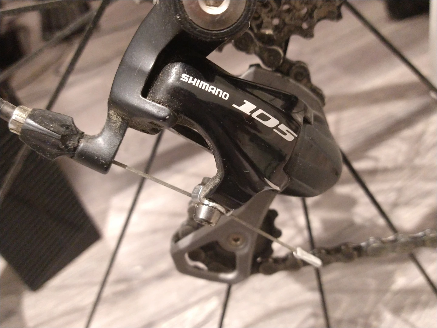 Opus Full Carbon 56" Frame Bicycle with Shimano 105 Groupset image indicator(7)