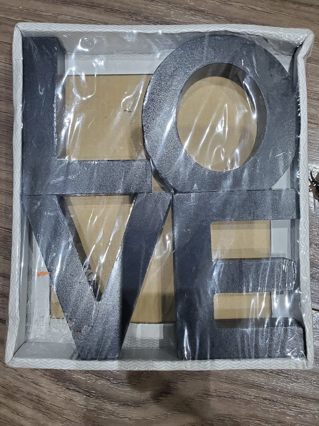 Home decor letter set LOVE thumbnail