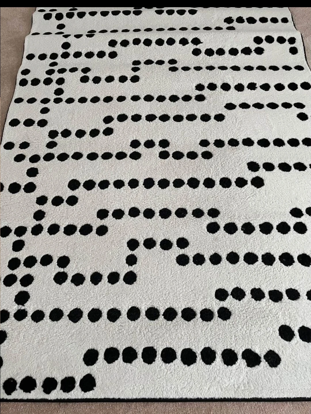 AVSIKTLIG Ikea Rug 133 x 195cm , Black Dotted Rug thumbnail