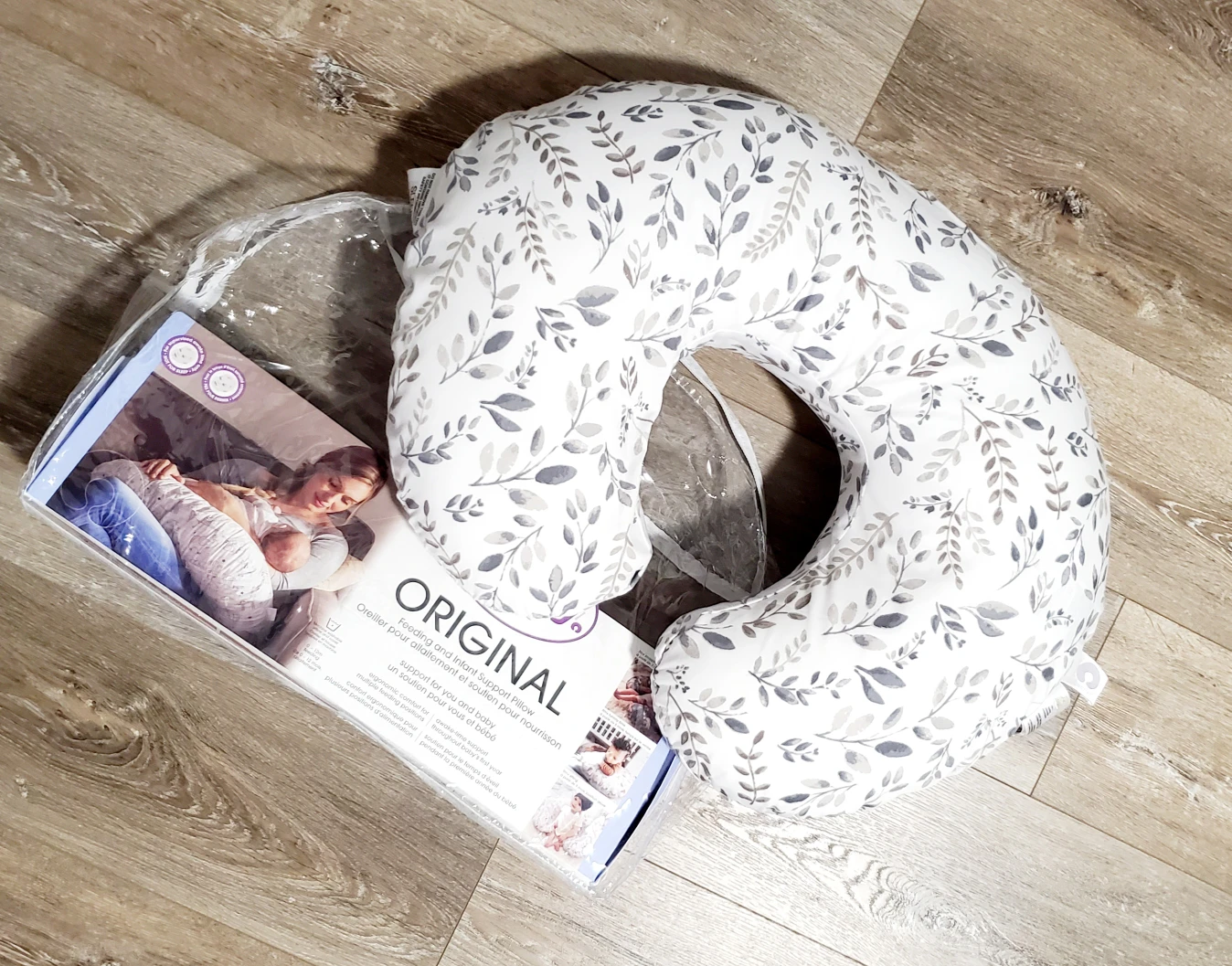 Boopy Nursing pillow with storage bag