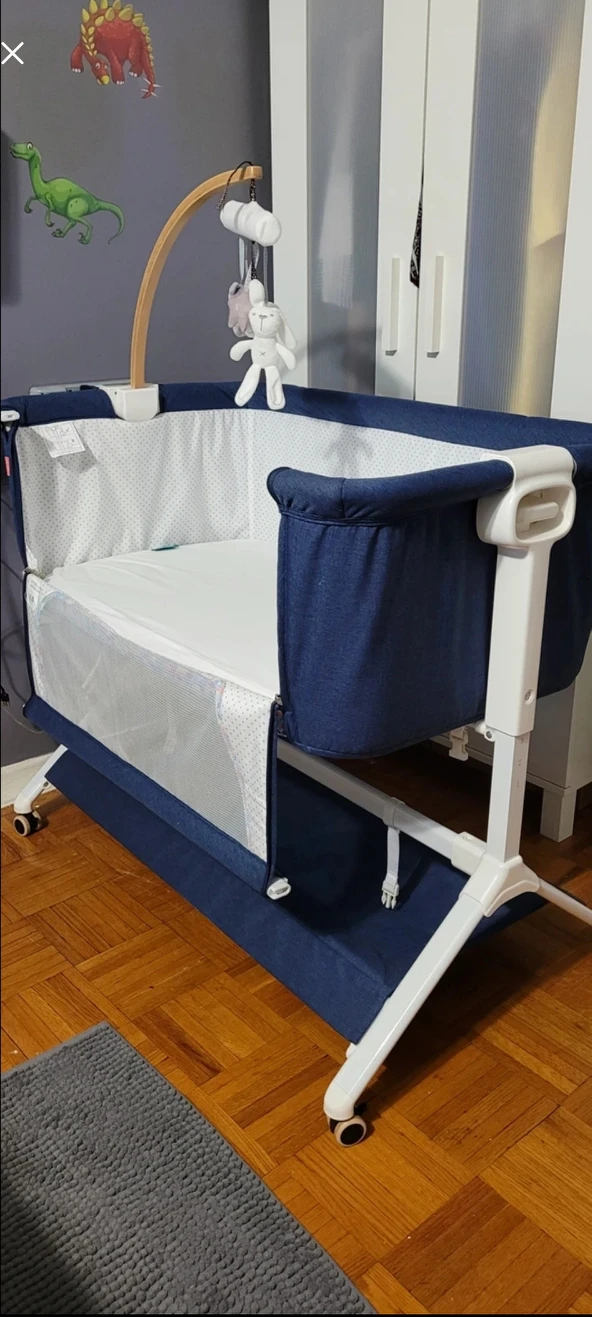 Portable crib/baby bassinet image indicator(8)