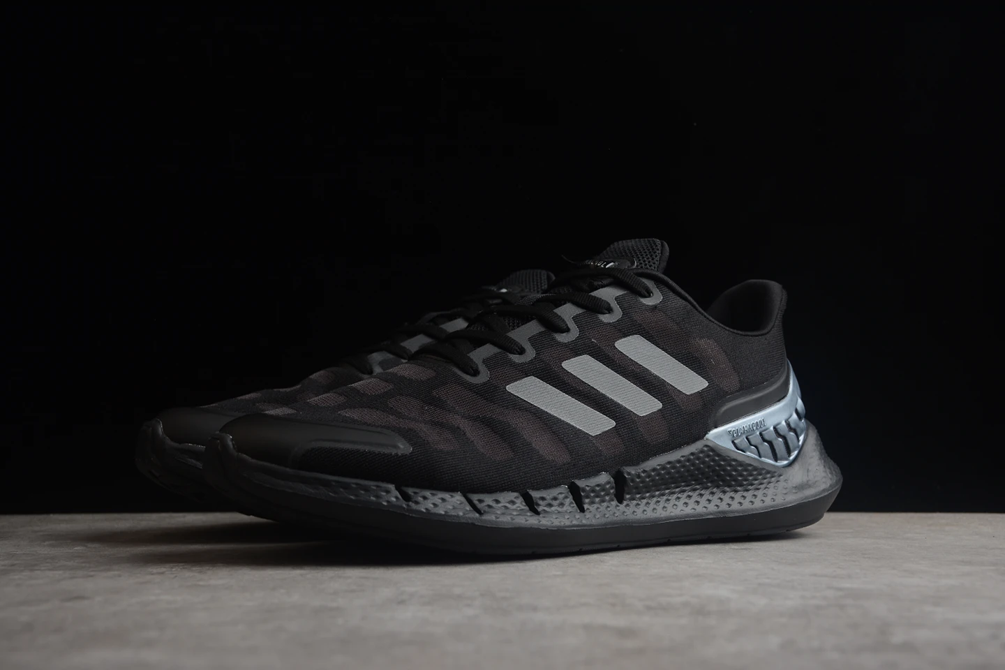 Adidas Bounce Climacool running shoes thumbnail