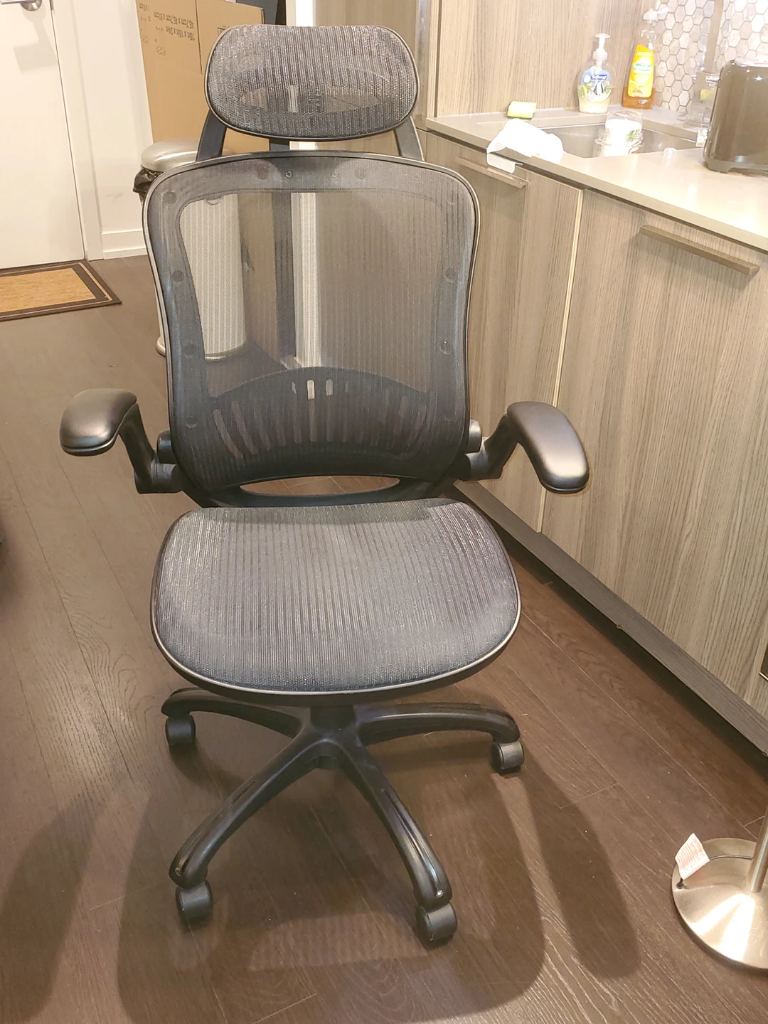 Highly Ergonomic Office Work Chair, fully adjustable