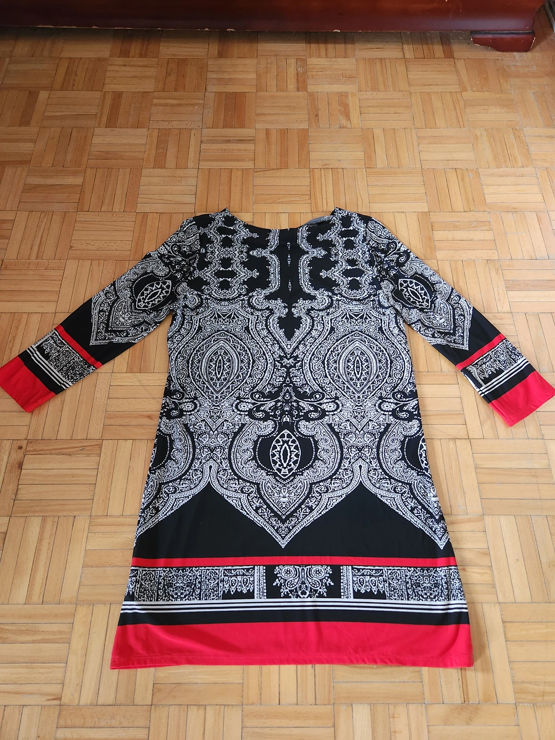 Dress Size S thumbnail