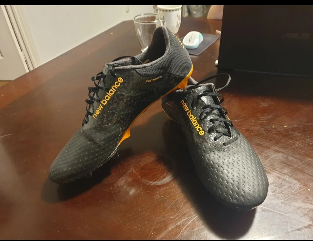 NEW BALANCE SOCCER SHOES - photo 2
