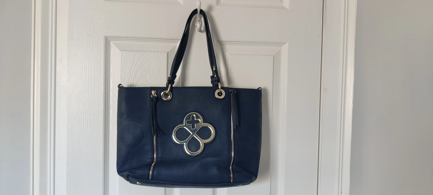 Blue tote bag