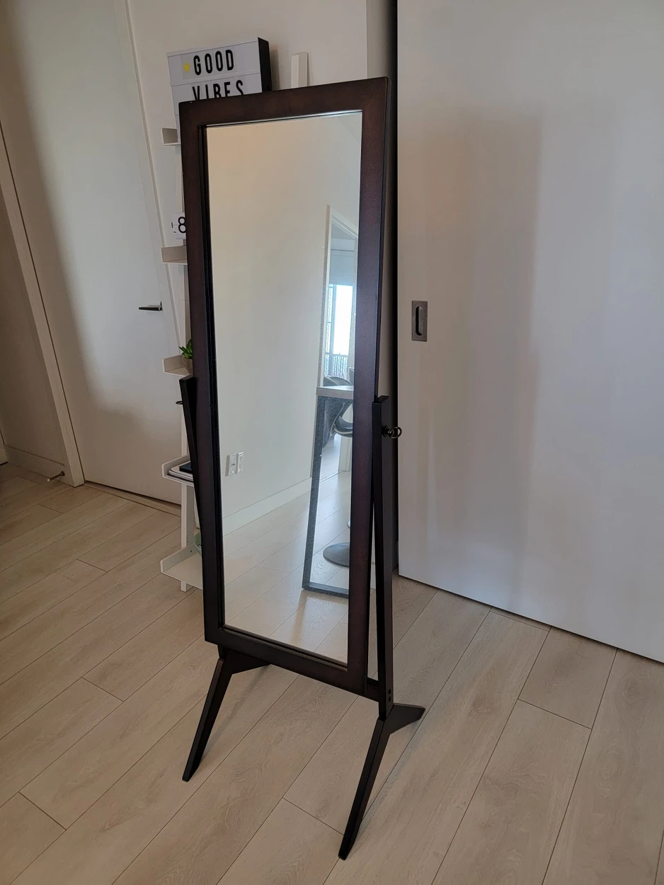 Mirror