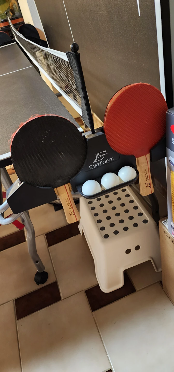 EastPoint 5'x9' Foldable Ping Pong Table - photo 2