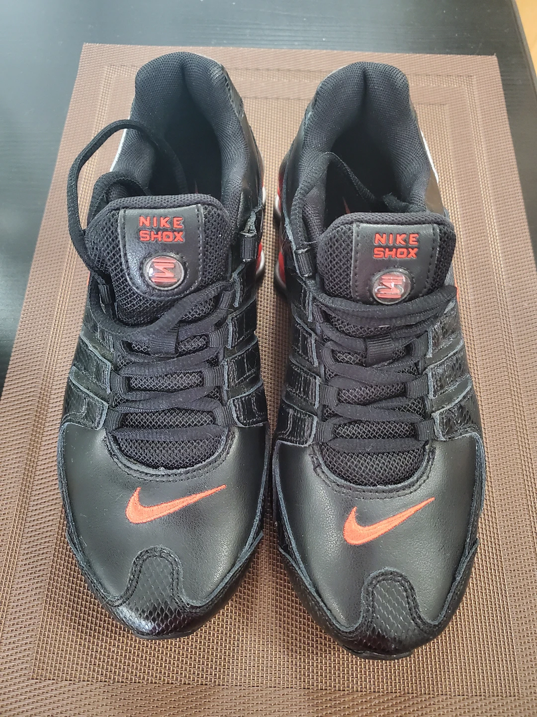Woman's Nike Shox Runners thumbnail