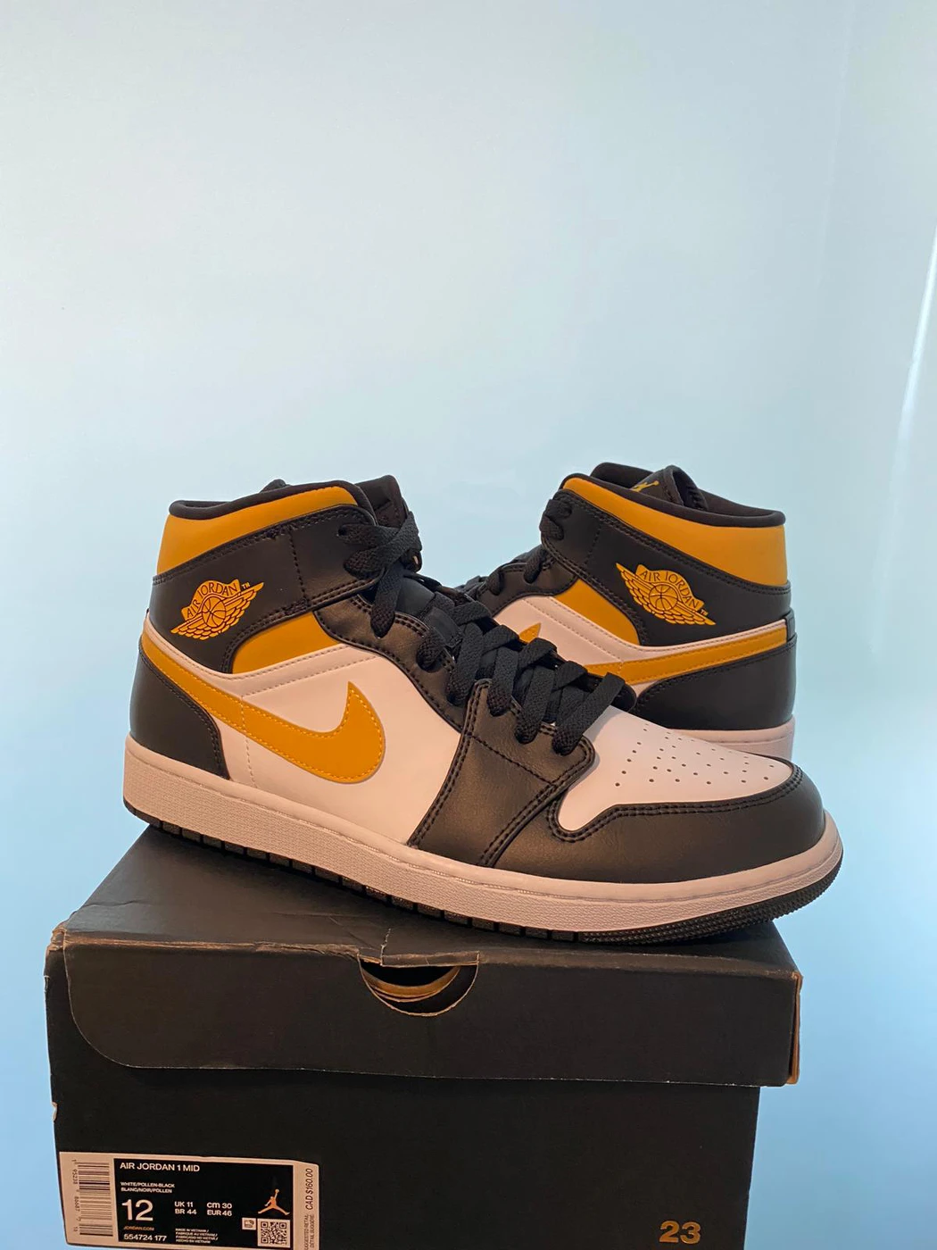 Brand New Mens Jordan size 2 thumbnail
