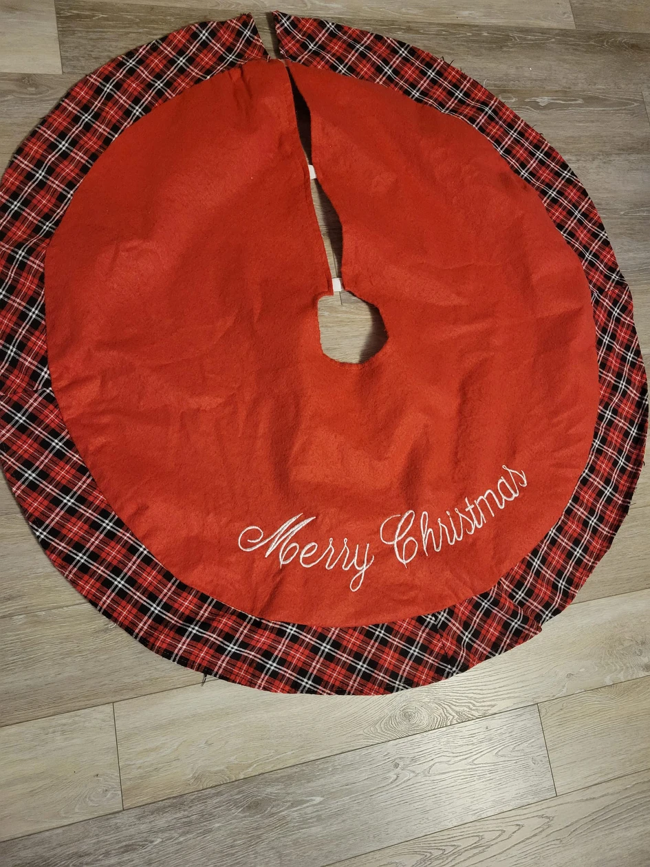 Christmas Tree Skirt - photo 2