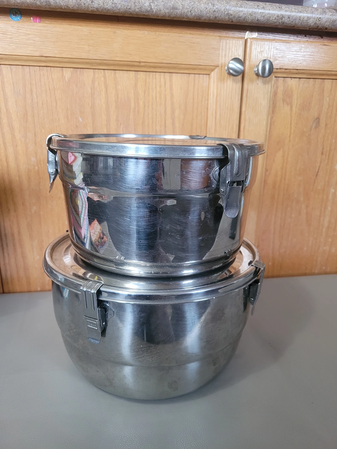 stainless container