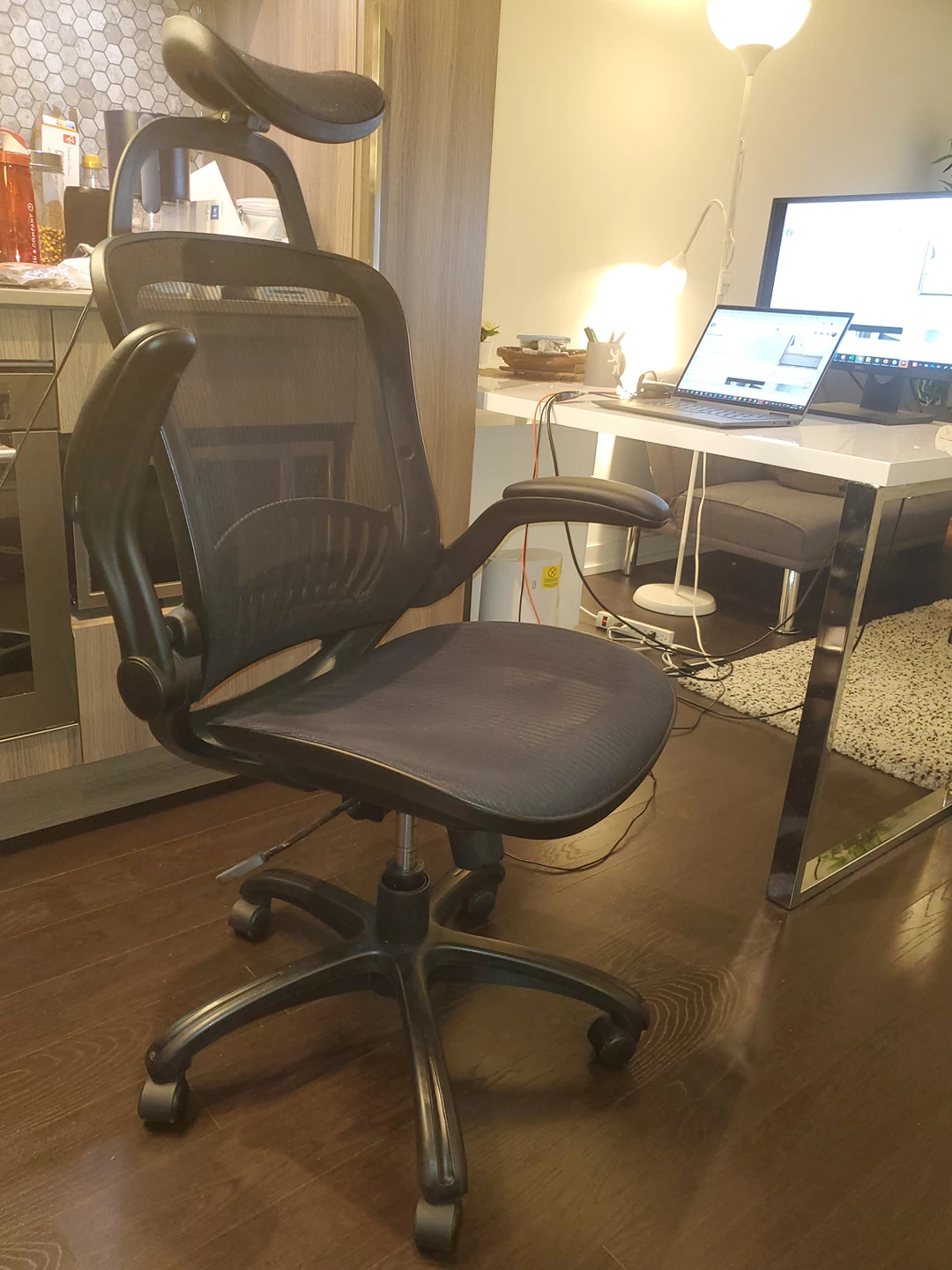 Highly Ergonomic Office Work Chair, fully adjustable - photo 2