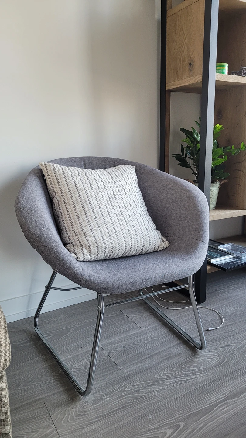 Chair thumbnail