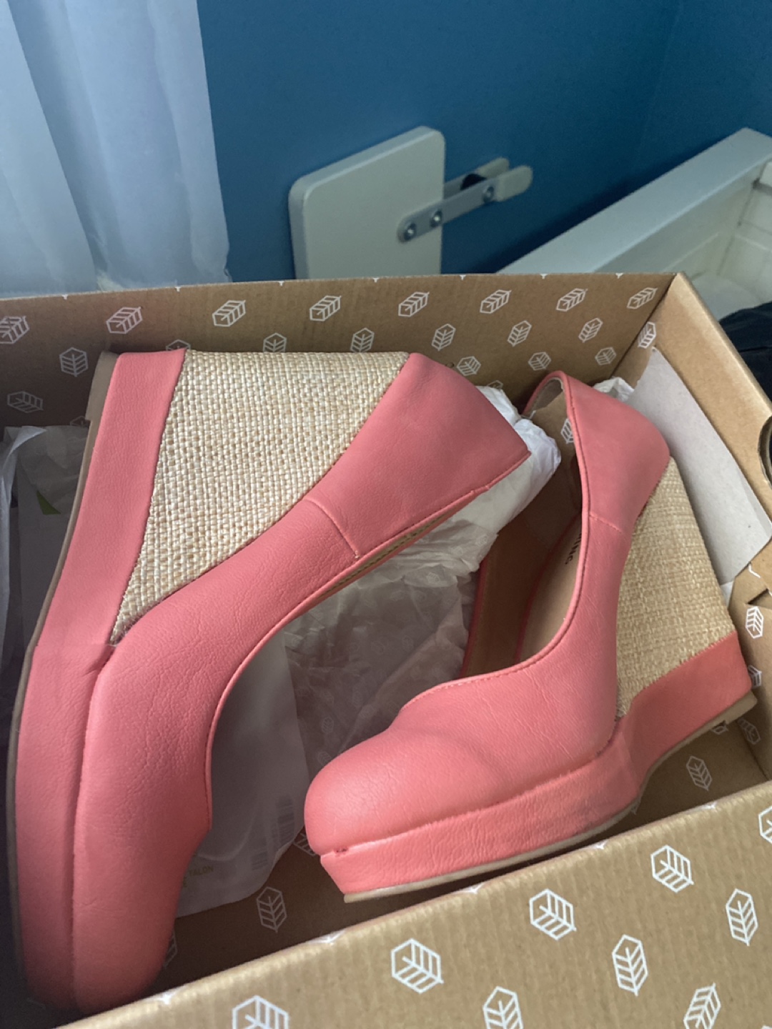Ladies shoes size 8 - photo 2