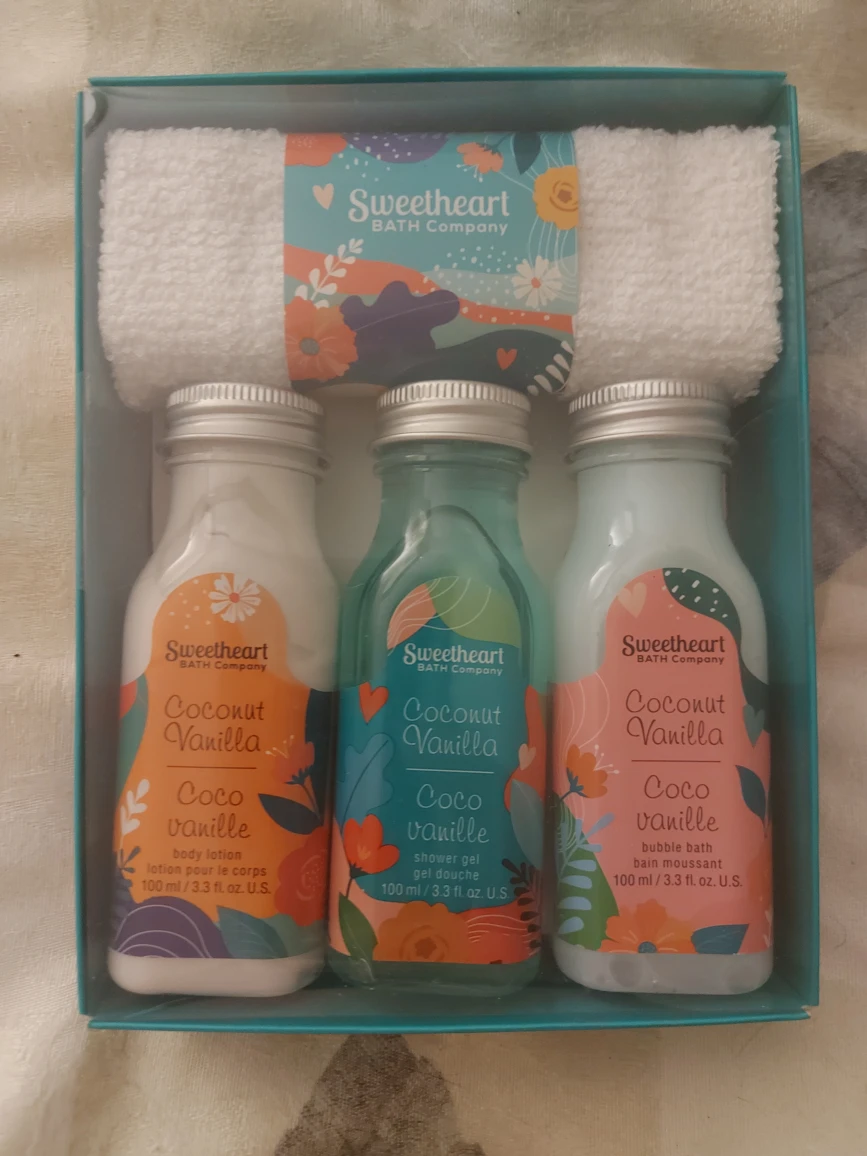 Sweetheart Coconut Vanilla Gift set thumbnail