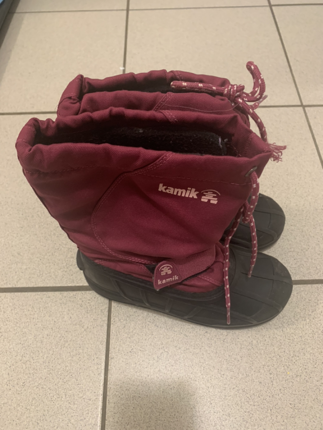 Snow boots size 2