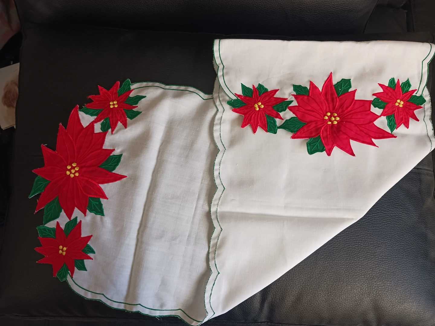 Table Top Accent/ Gift wrap $11each image indicator(3)