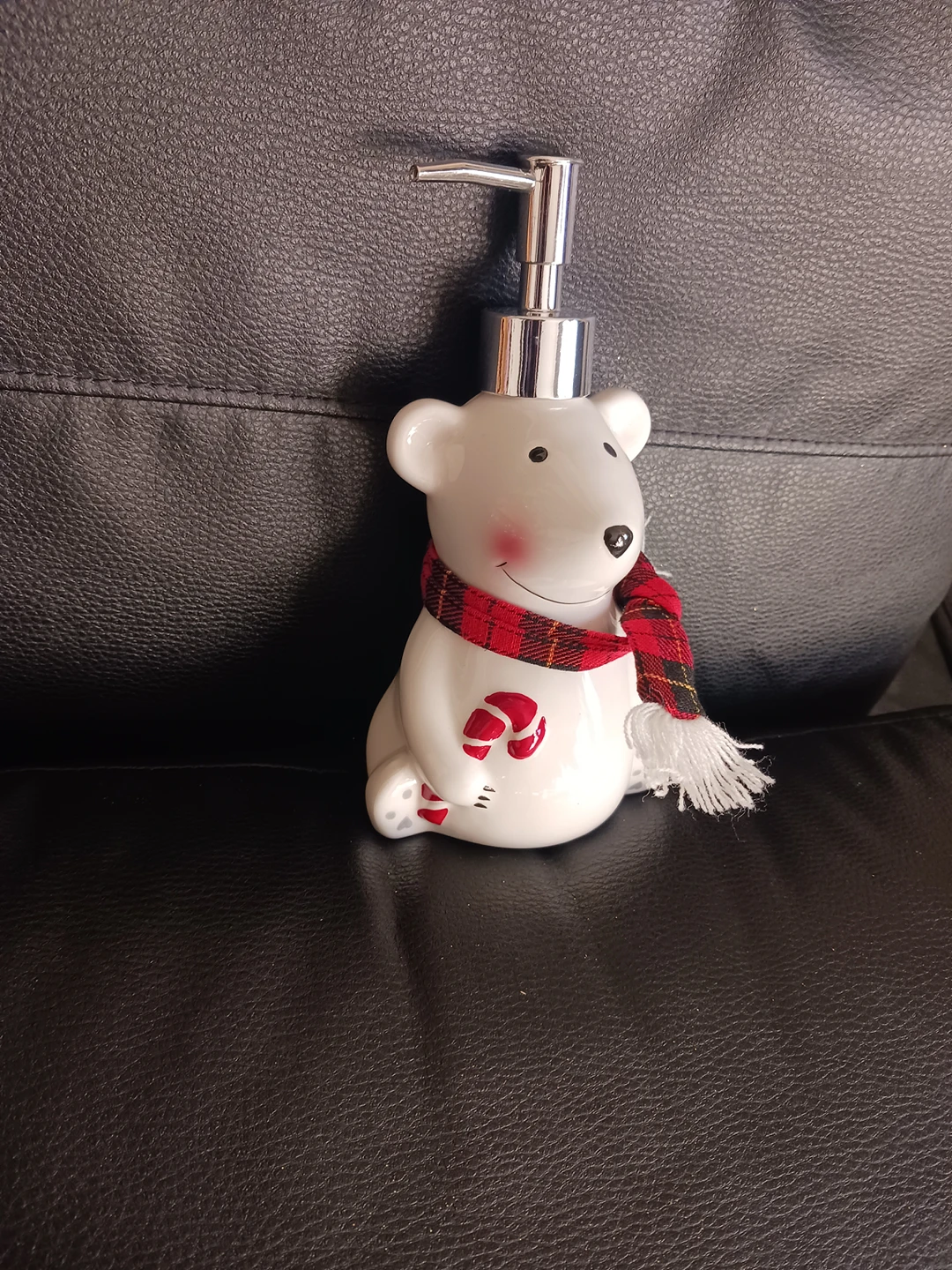 Polar Bear SanitizerDisp + Lotion + Soap $18 image indicator(2)