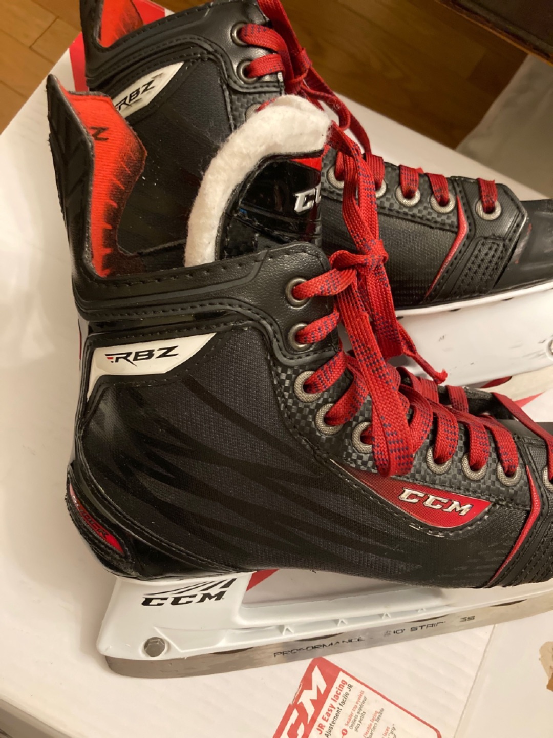 CCM RBZ Skates - photo 2