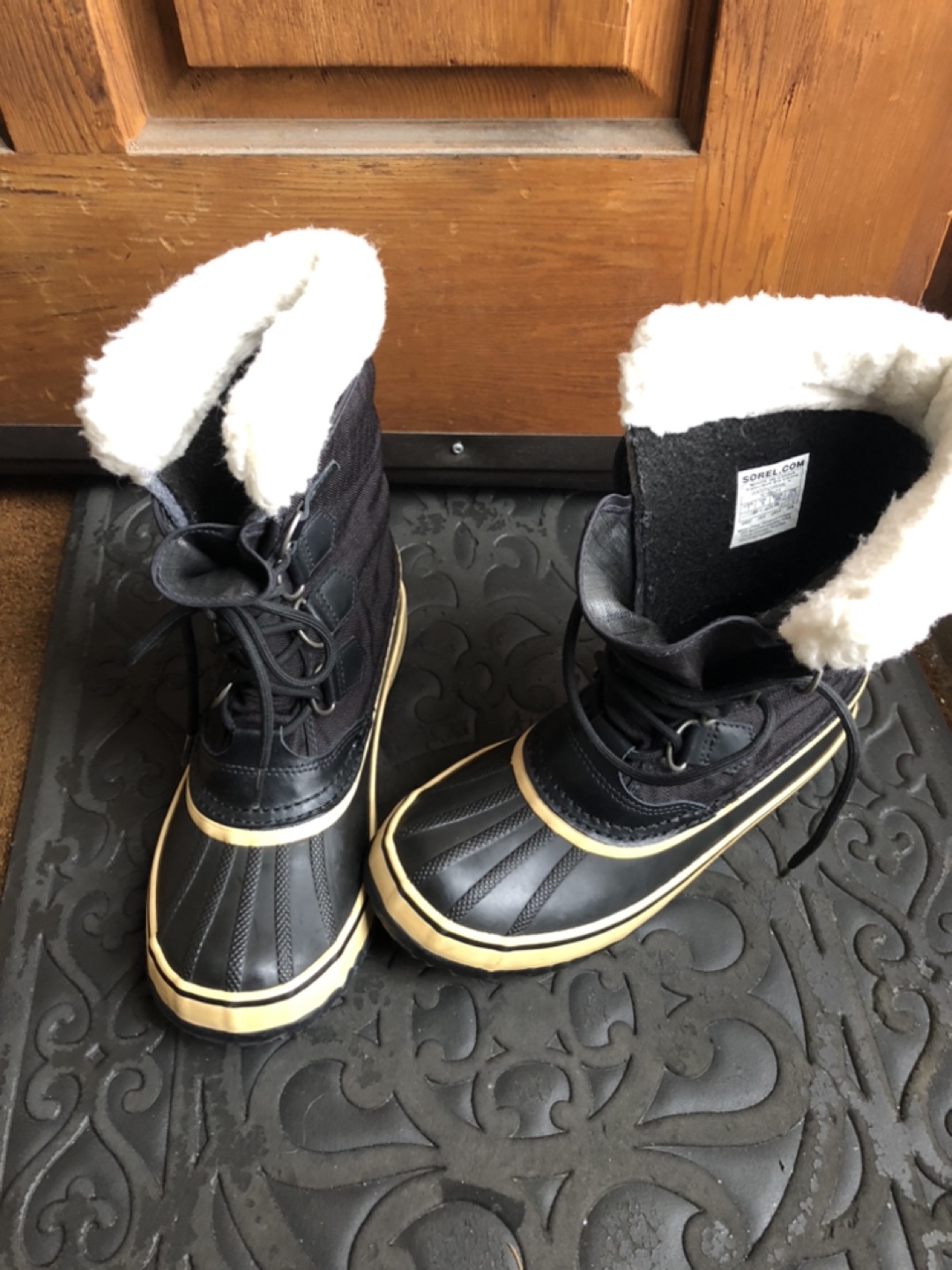 Sorel Winter Boots size 7 thumbnail