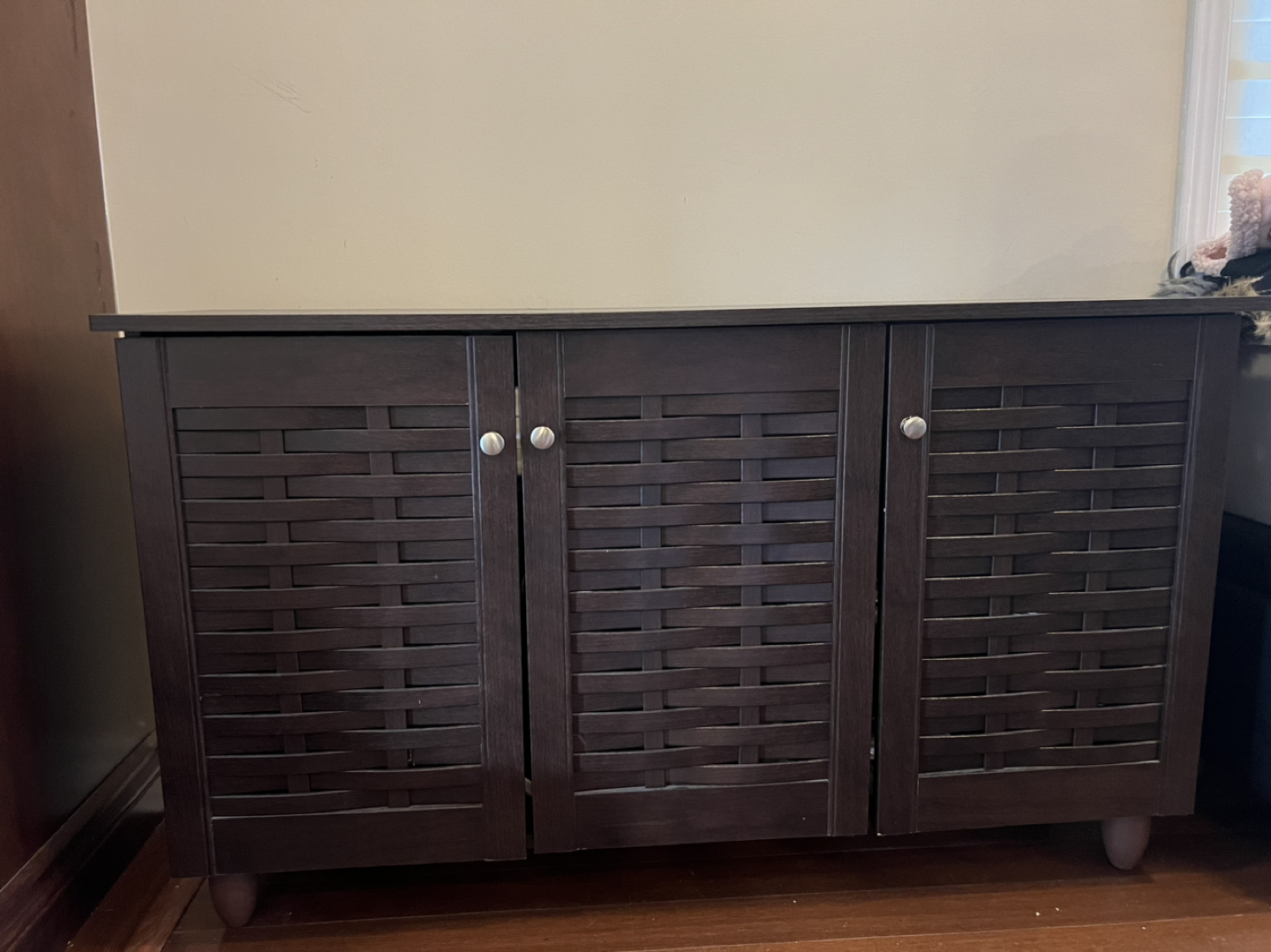Entry cabinet and shoe organiser