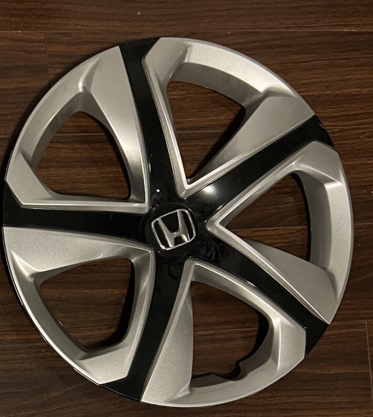 HONDA CIVIC  (4) OEM HUB CAPS 16" 
STEEL RIM COVERS. - photo 3