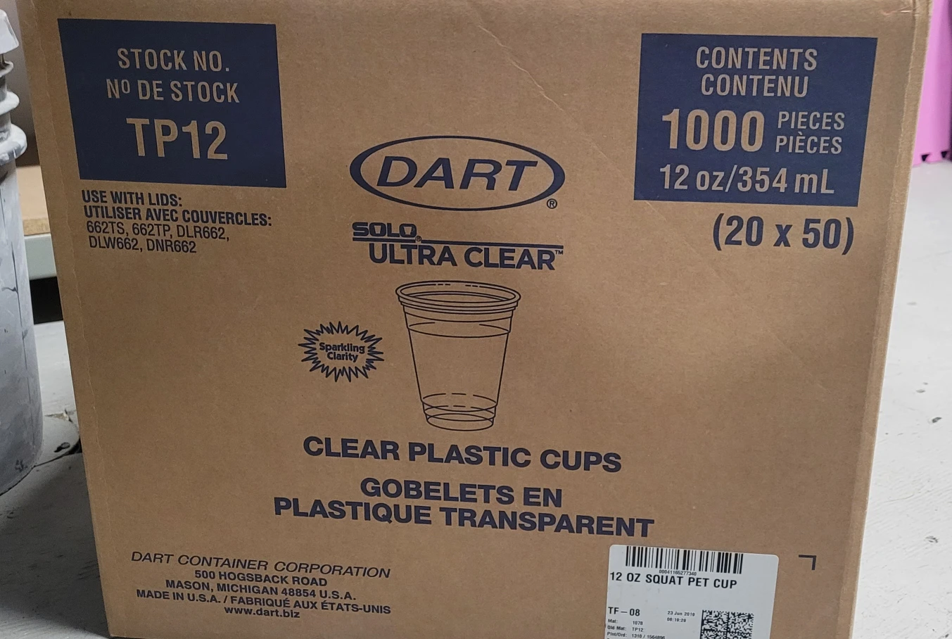 NEW  UNOPENED Plastic Disposable Cups and Lids