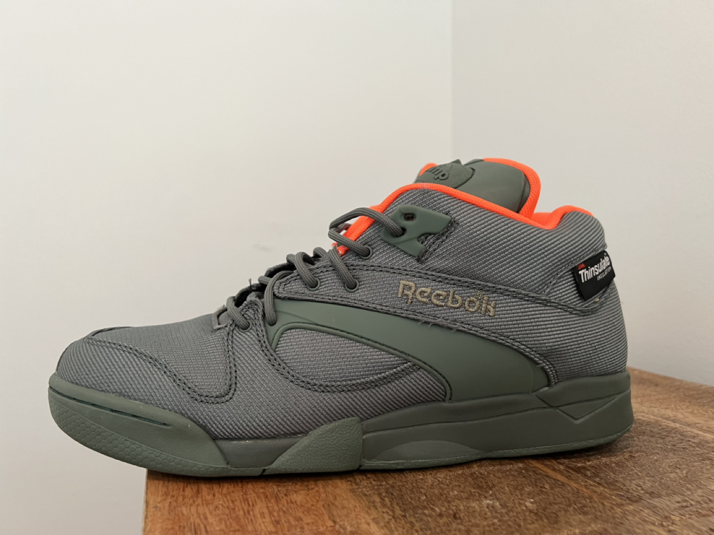 Reebok Pumps (Size 10) thumbnail