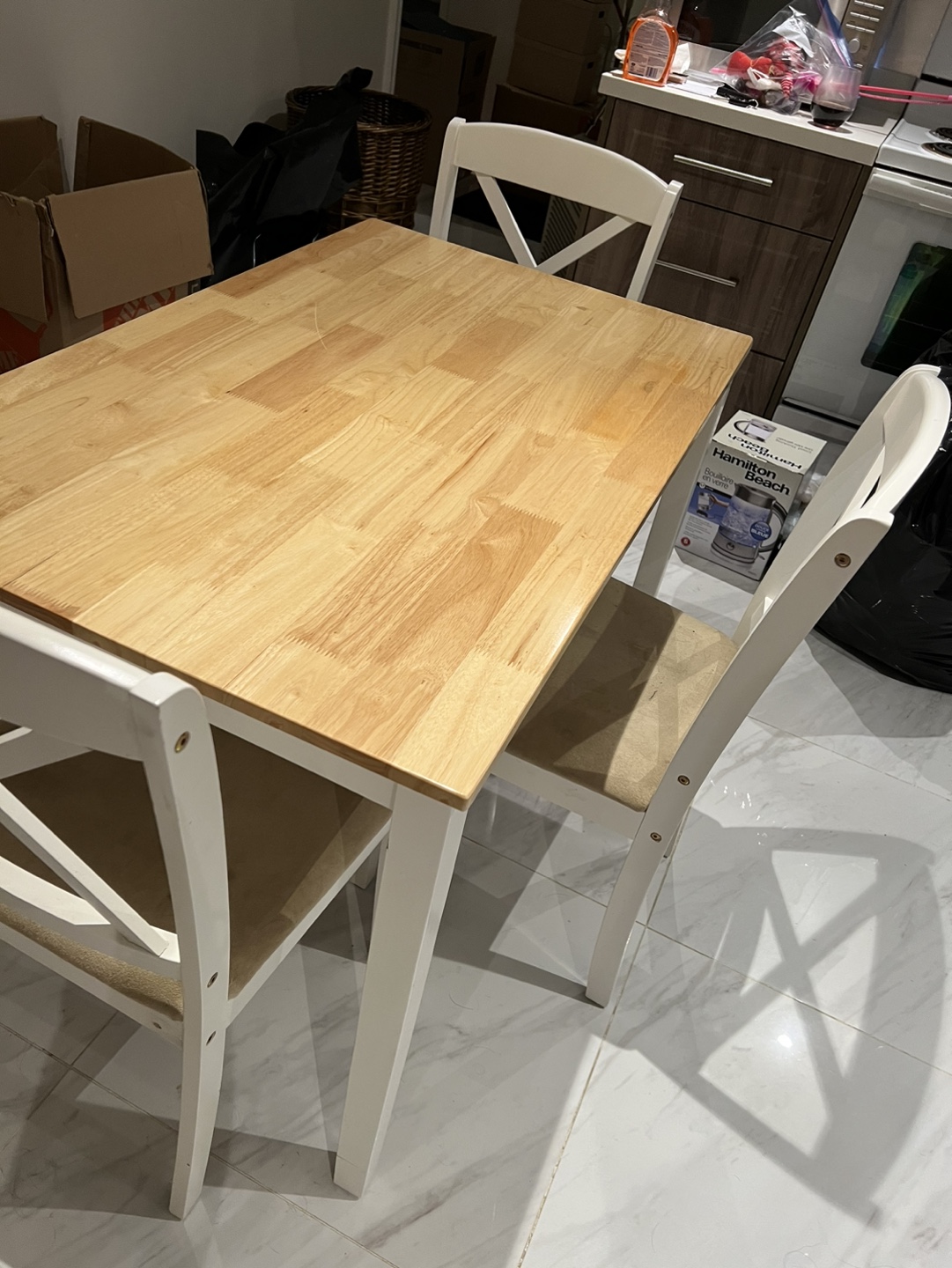 Small kitchen table with 4 chairs - photo 4