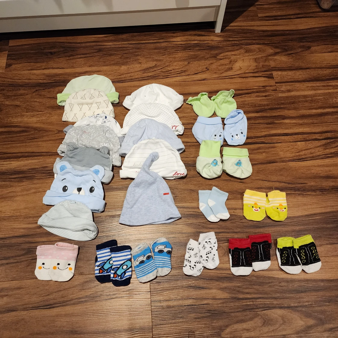50 baby clothes 0-3 months