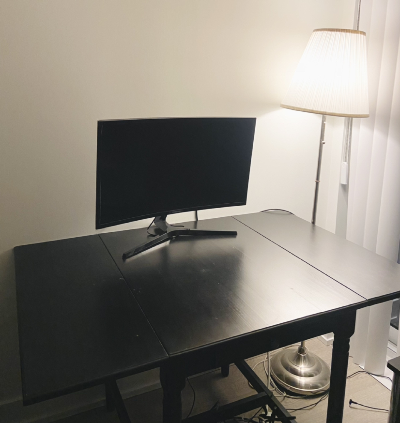 Foldable Wooden Table