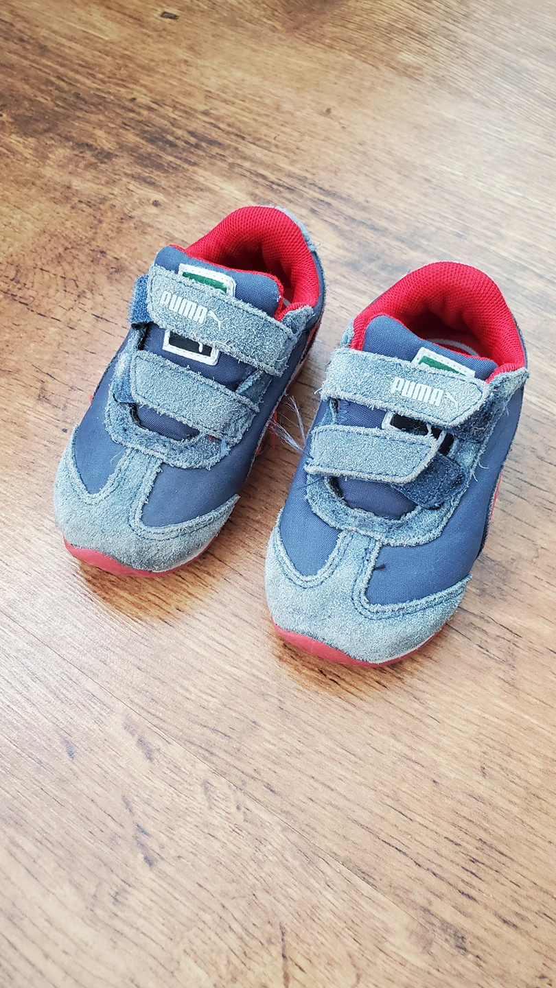 Toddler Shoes, Size 6 thumbnail