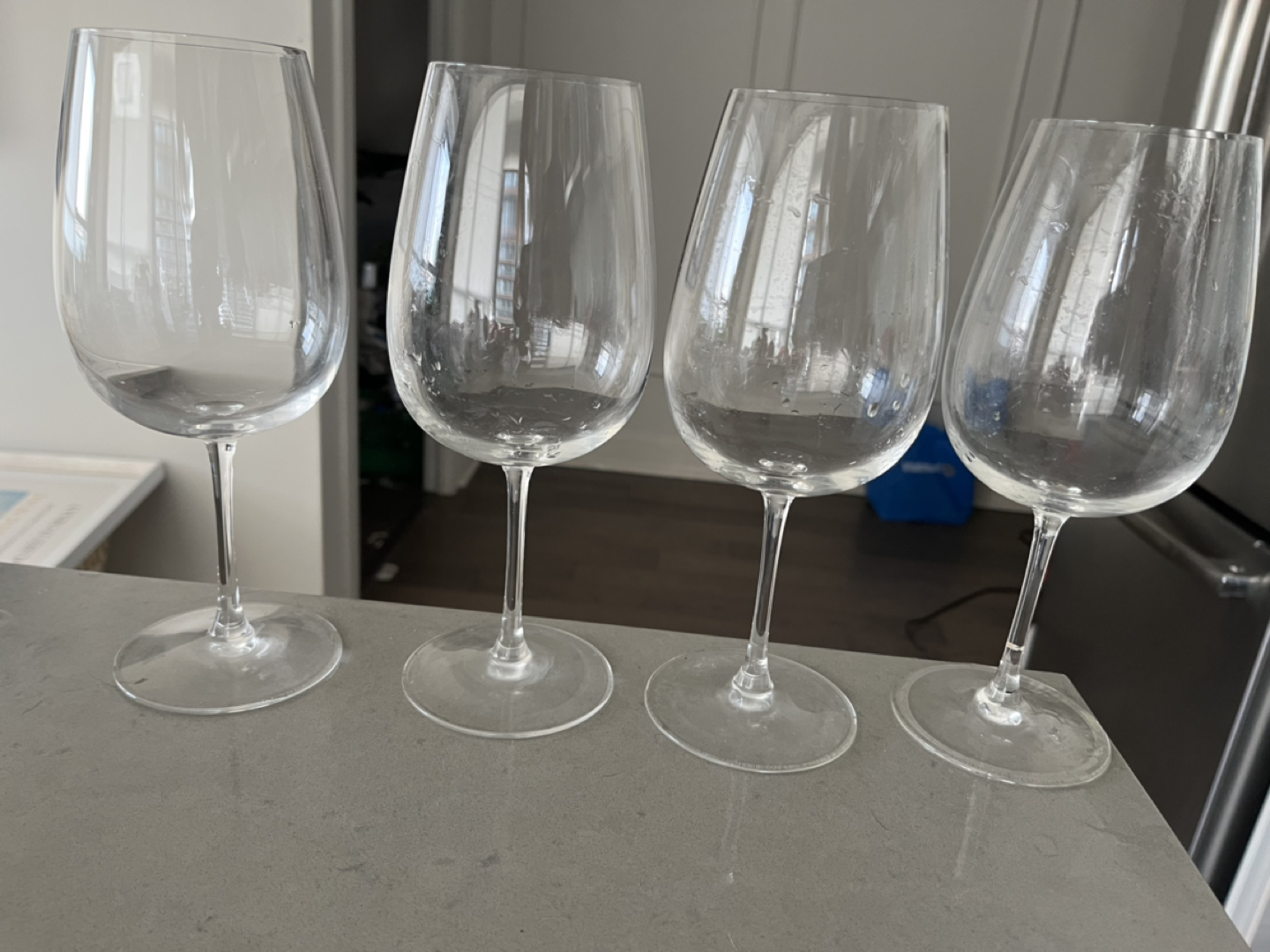 💝  Elegant 4 large wine glasses thumbnail