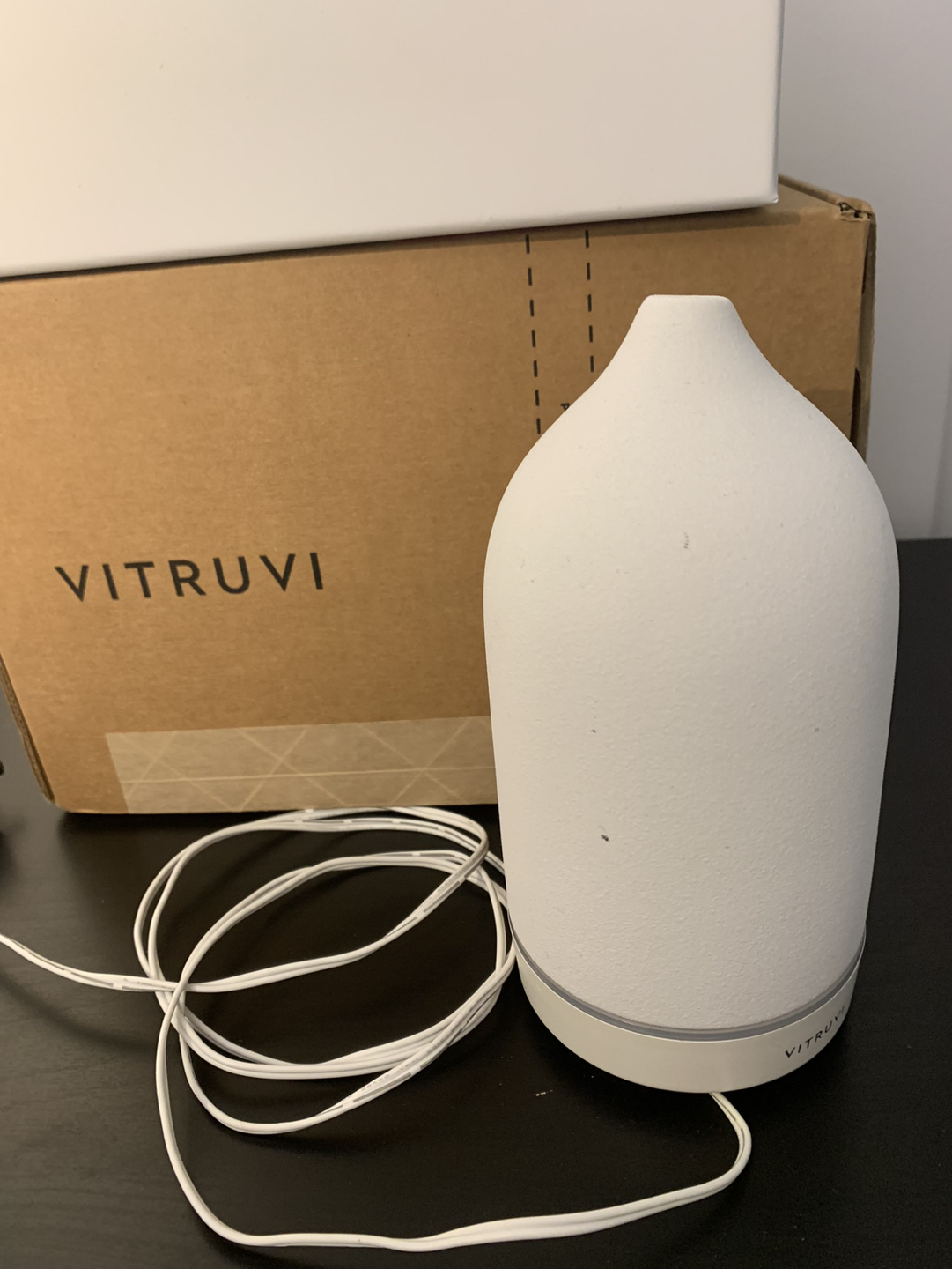 Vitruvi Diffuser (essential oil diffuser) - photo 4