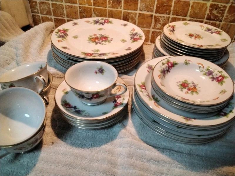 Collection of Sango Japan China Dishes at Least 5 Sets image indicator(3)